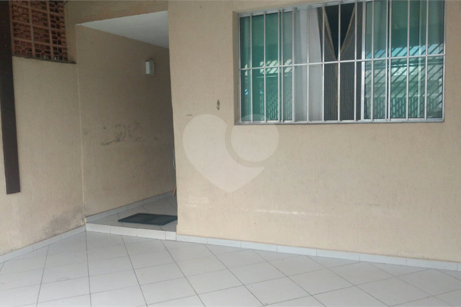 Sobrado à venda com 2 quartos em Tremembé, São Paulo, SP