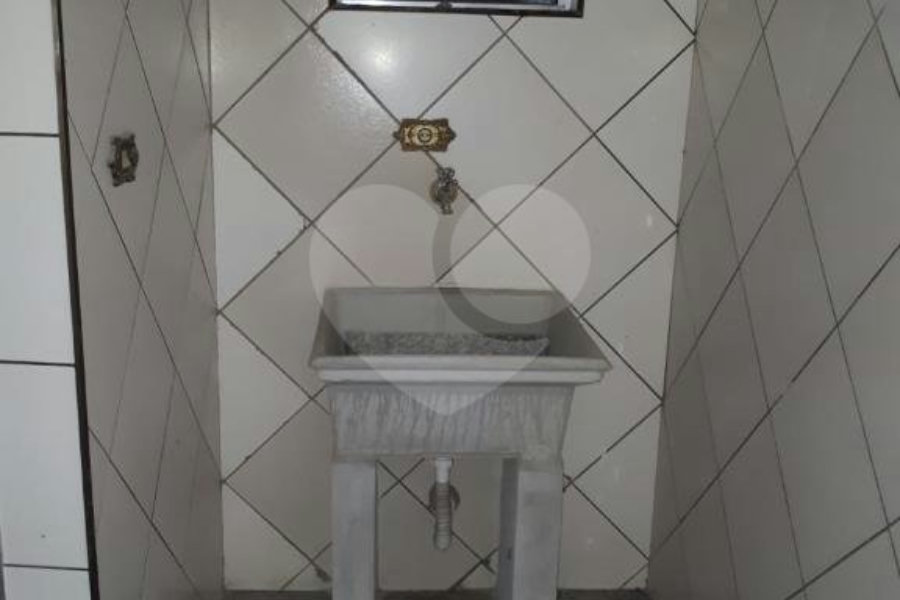 Sobrado à venda com 2 quartos em Tremembé, São Paulo, SP