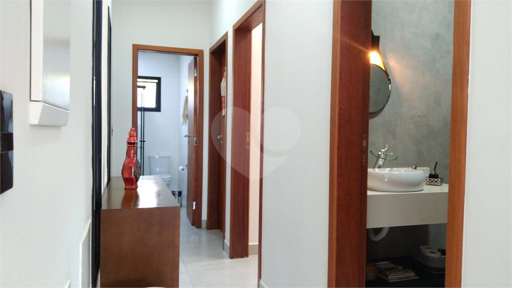 Casa à venda com 4 quartos, sendo 2 suítes, no condomínio Campos de Santo Antonio II, Itu - SP