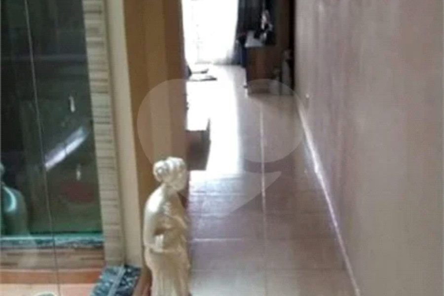 Sobrado à venda com 3 quartos, sendo 1 suíte, em Artur Alvim, São Paulo, SP
