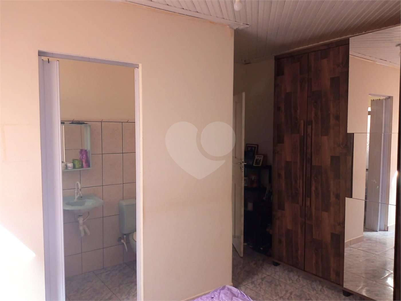 Casa à venda com 3 quartos, sendo 1 suíte, em Vila Regina, Itapetininga, SP