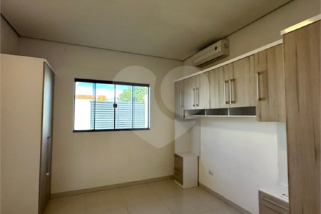 Casa à venda com 3 quartos, sendo 1 suíte,  em Jardim Estoril, Ponta Porã, MS