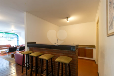 Apartamento à venda com 3 quartos, sendo 1 suíte, em Vila Sofia, São Paulo, SP
