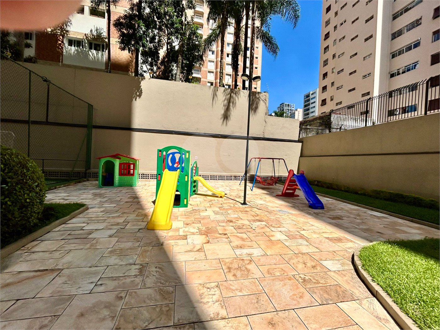 Apartamento à venda ou para alugar com 2 quartos, sendo 1 suíte, em Perdizes, São Paulo, SP
