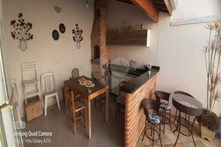 Casa Térrea à venda com 3 suítes em Vila Suíça, Indaiatuba, SP