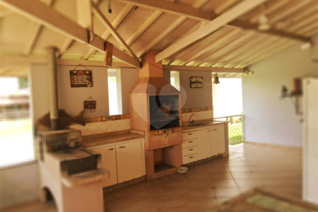 Chácara à venda com 8 quartos, sendo 5 suítes, em Chácara Belvedere, Indaiatuba, SP