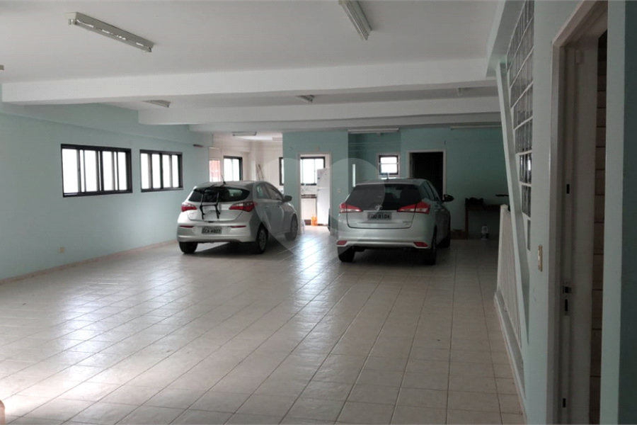 Sobrado à venda com 4 quartos, sendo 2 suítes, em Horto, São Paulo, SP