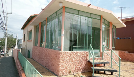 Casa à venda com 3 quartos no Centro, Vinhedo, SP