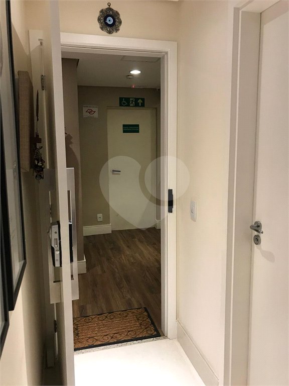 Apartamento à venda com 3 quartos, sendo 1 suíte,  em Lar São Paulo, São Paulo, SP