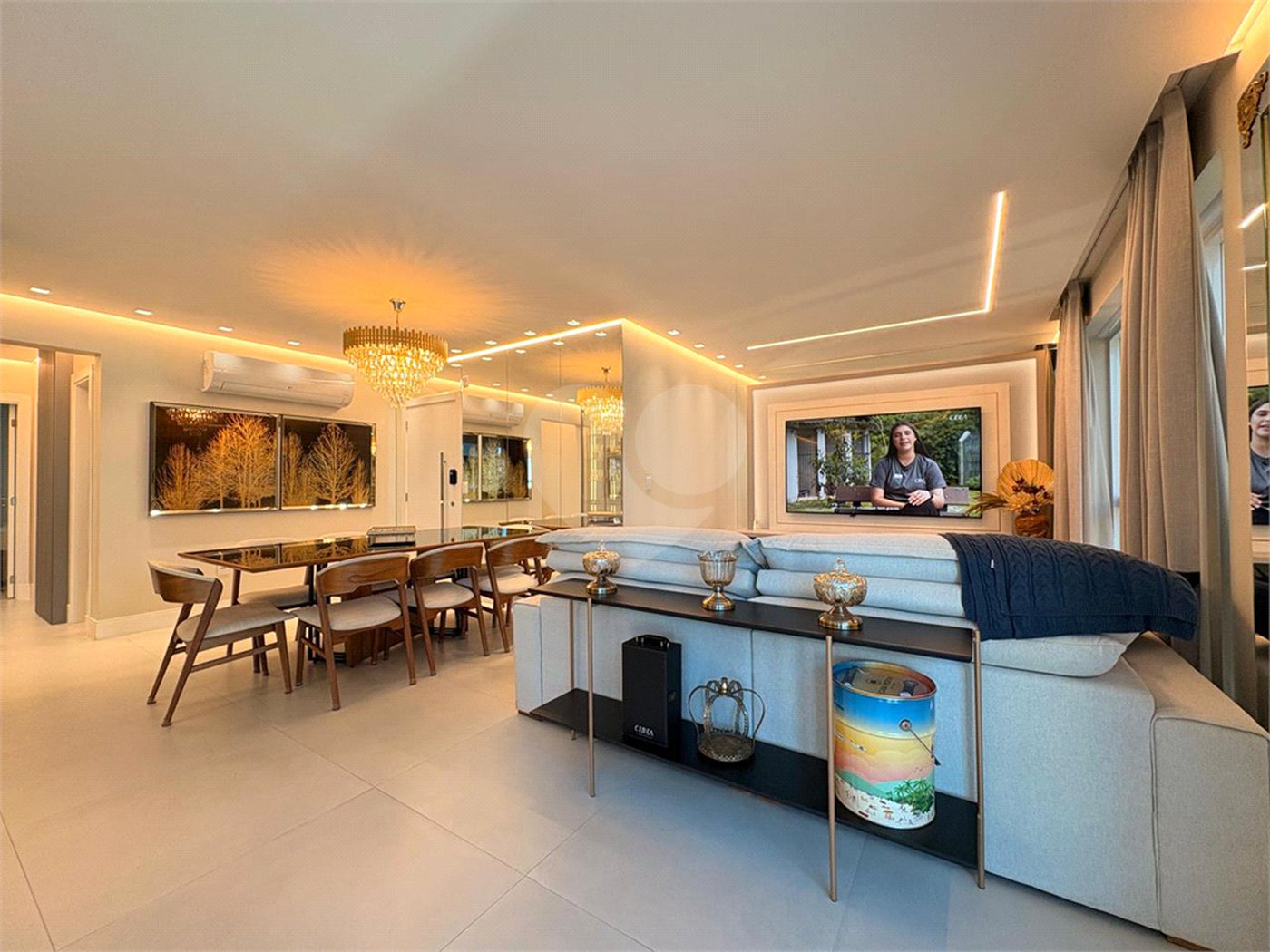 Apartamento à venda com 3 suítes em Balneário Perequê, Porto Belo, SC