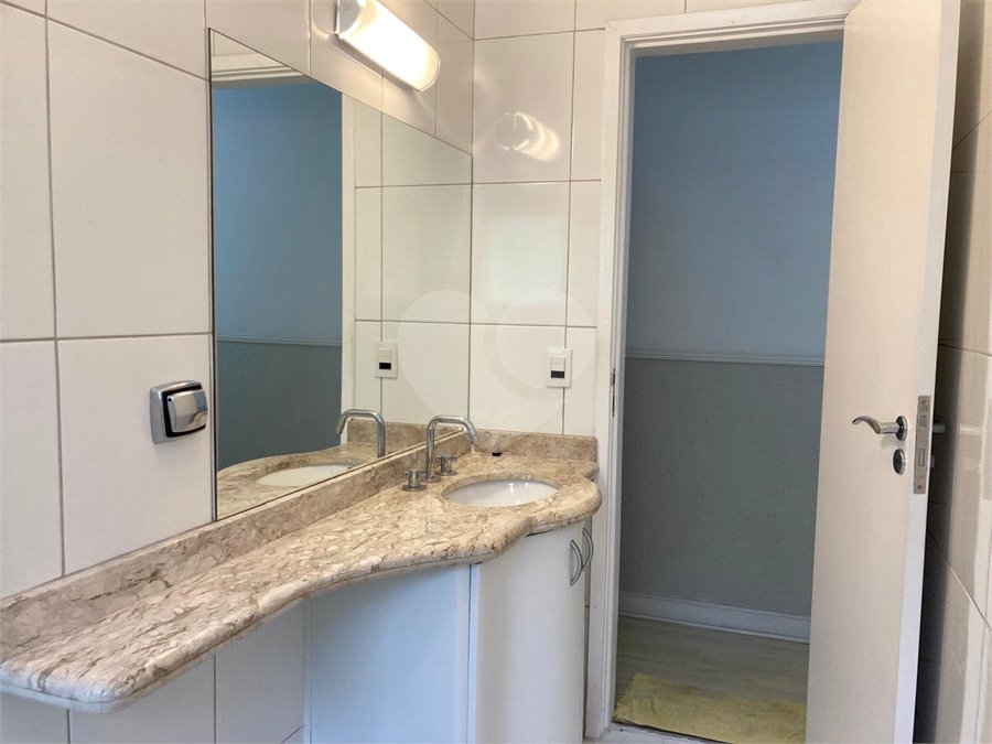 Casa para alugar com 3 quartos, sendo 1 suíte, em Santo Amaro, São Paulo, SP