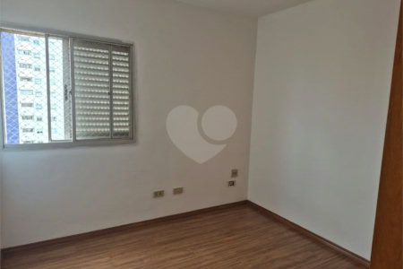 Apartamento à venda com 2 quartos em Vila Paulicéia, São Paulo, SP