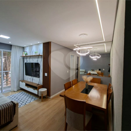 Apartamento à venda com 3 quartos, sendo 1 suíte,  em Jardim das Vertentes, São Paulo, SP