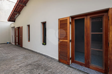 Casa Térrea à venda com 3 suítes em Jardim Petrópolis, São Paulo, SP