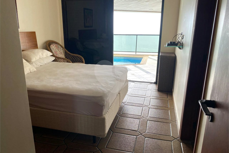Apartamento à venda com 4 suítes em Jardim Astúrias, Guarujá, SP
