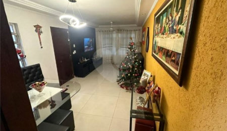 Sobrado à venda com 3 quartos, sendo 1 suíte,  em Jardim Aricanduva, São Paulo, SP
