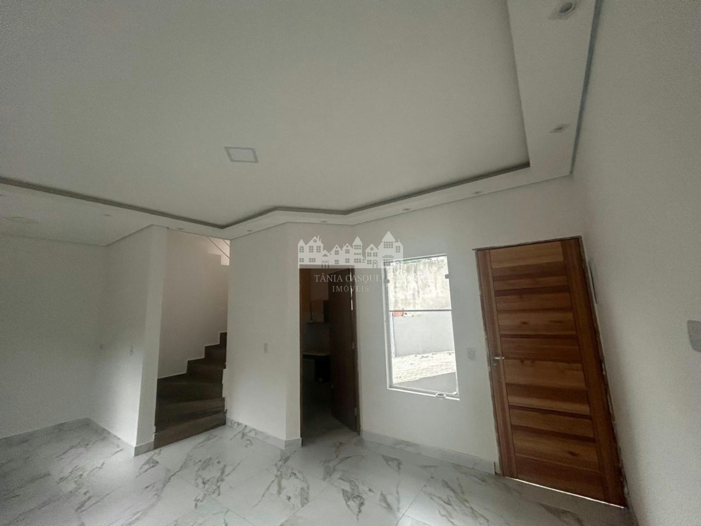 Casa à venda com 2 quartos, sendo 1 suíte, em Parque Hortência, Bom Jesus dos Perdões, SP