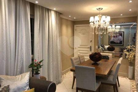 Apartamento à venda com 2 quartos em Vila Alexandria, São Paulo, SP