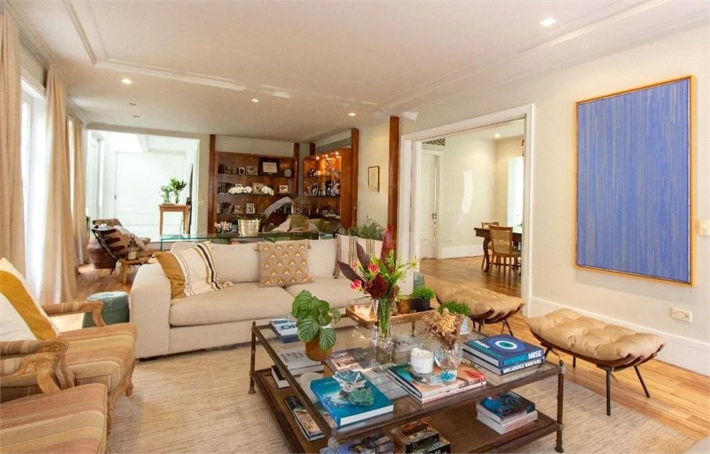 Casa à venda com 4 suítes no condomínio Residencial Palazzo Reale, São Paulo - SP