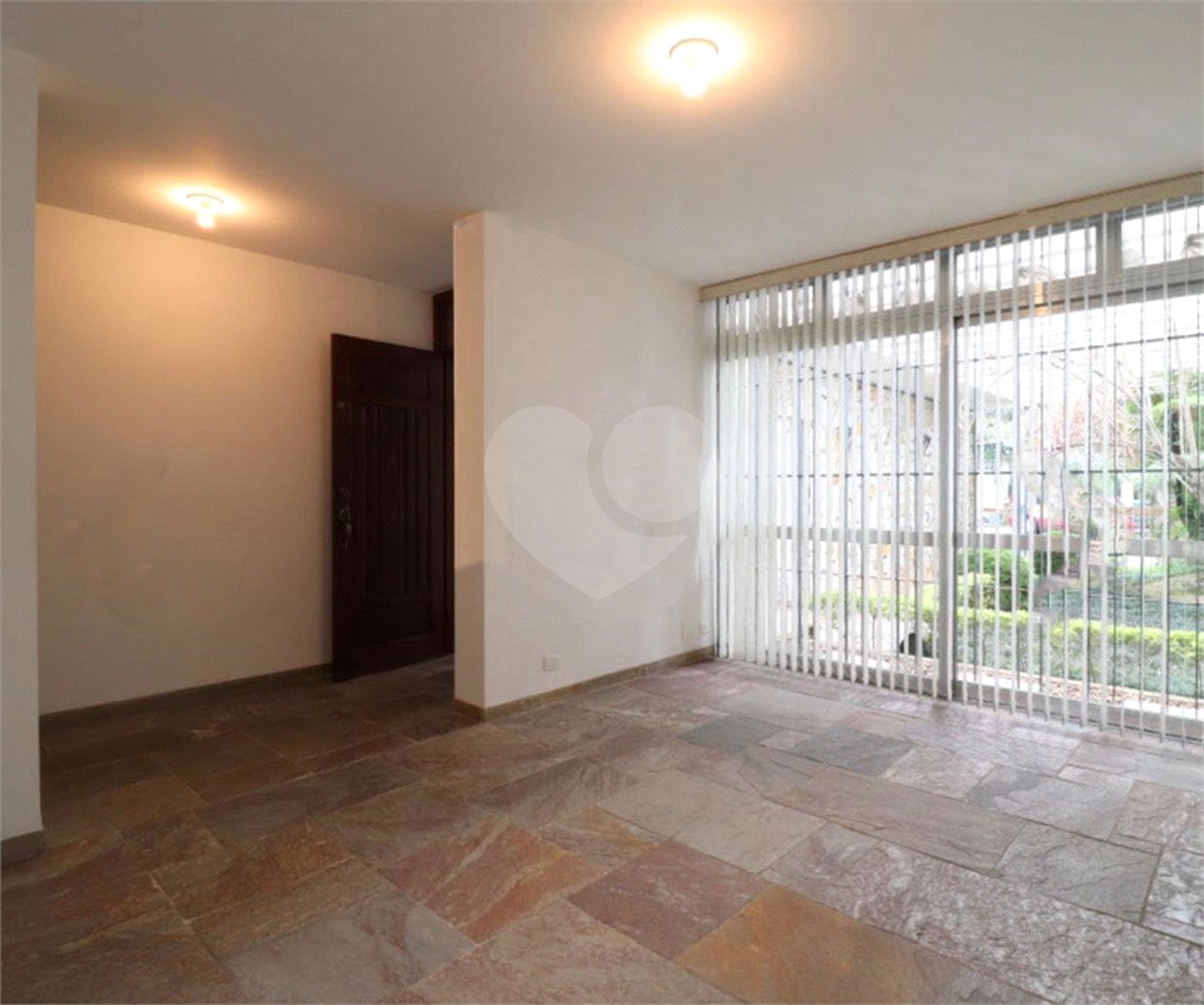 Casa Térrea à venda com 6 quartos, sendo 4 suítes, em Brooklin Paulista, São Paulo, SP