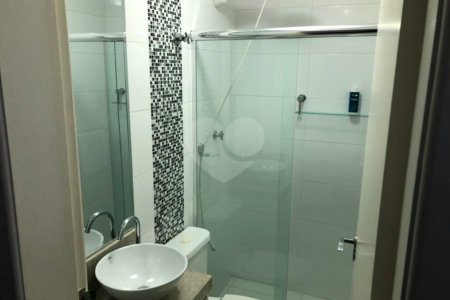 Casa à venda com 3 quartos, sendo 1 suíte, no condomínio Dolce Villa Anália Franco, São Paulo - SP