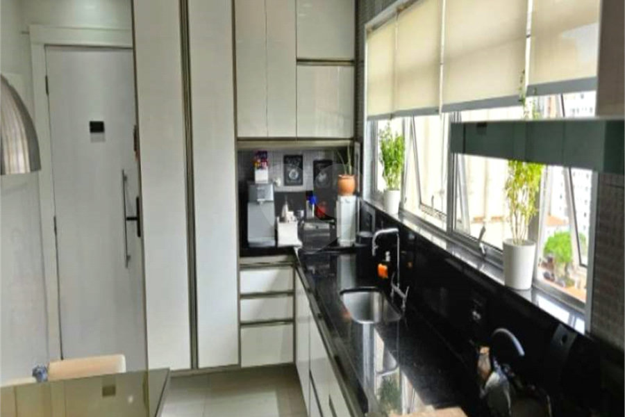 Cobertura à venda com 5 quartos, sendo 2 suítes, em Santana, São Paulo, SP