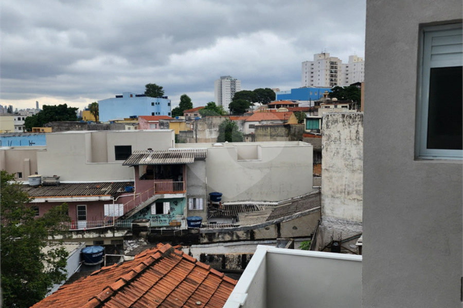 Casa à venda com 2 quartos, sendo 1 suíte, no condomínio Residencial Sanches, São Paulo - SP