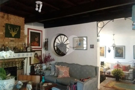 Casa à venda com 3 quartos, sendo 1 suíte, em Vila Cruzeiro, São Paulo, SP