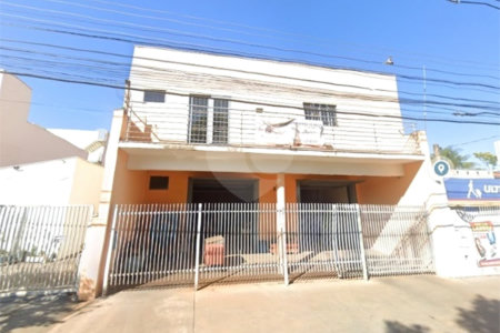 Galpão Comercial.