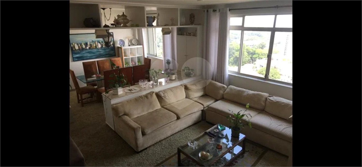 Lindo apartamento em ótima localização na Mooca!