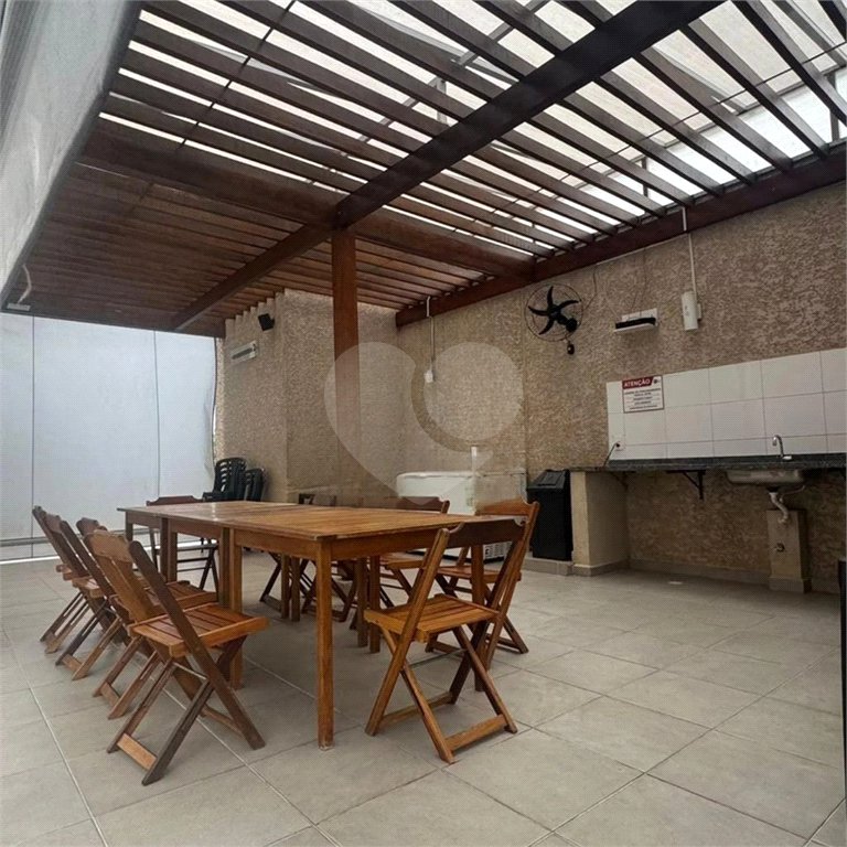 OPORTUNIDADE ÚNICA – APARTAMENTO COMPLETO, MOBILIADO E PRONTO PARA MORAR