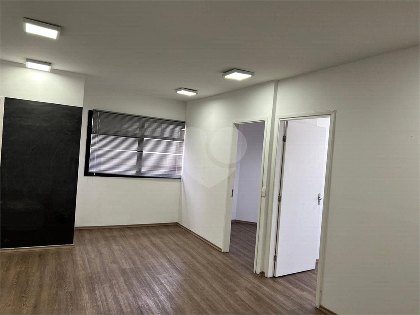 Sala Comercial - Bosque da Saúde