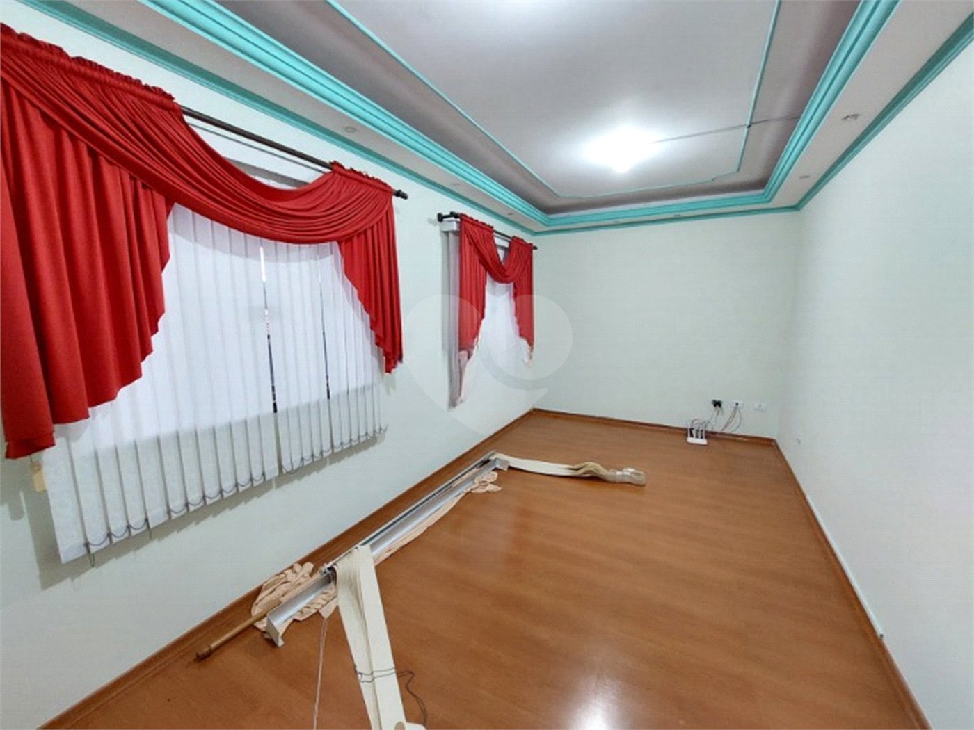 Casa para venda ou locação no Jardim Ipanema
