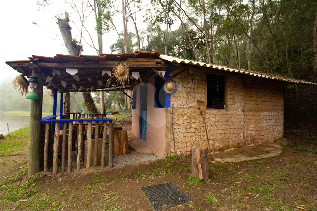 Sítio à venda com 8 quartos, sendo 4 suítes, em Taiaçupeba, Mogi das Cruzes, SP
