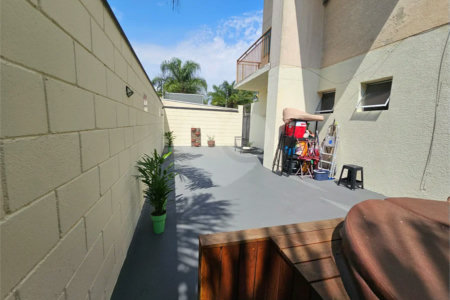 APTO TERREO COM QUINTYAL AMPLO, 2 QUARTOS 1 SUITE ,R$ 440 MIL