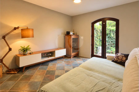 Casa Térrea à venda com 2 quartos em Jardim Prudência, São Paulo, SP