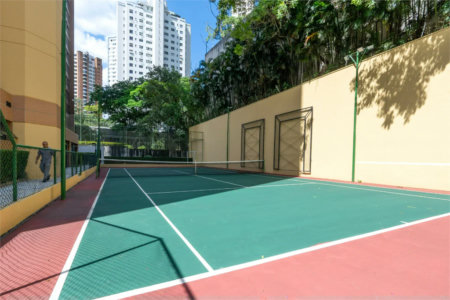 Apartamento à venda com 3 suítes em Vila Suzana, São Paulo, SP