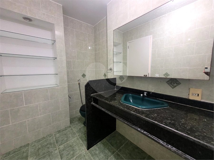 Apartamento à venda com 4 quartos, sendo 1 suíte, em Copacabana, Rio de Janeiro, RJ