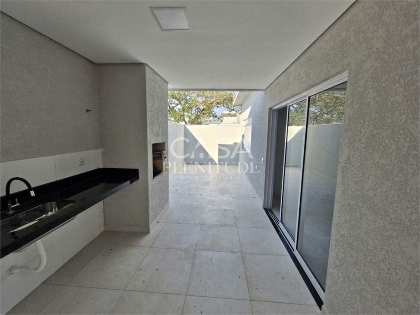 Casa em condomínio à venda com 3 quartos, sendo 1 suíte, em Cajuru do Sul, Sorocaba, SP