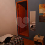 Casa à venda com 4 quartos, sendo 3 suítes, no condomínio Da Serra, São Paulo - SP