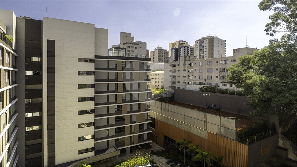 Apartamento à venda com 4 quartos, sendo 3 suítes, em Perdizes, São Paulo, SP