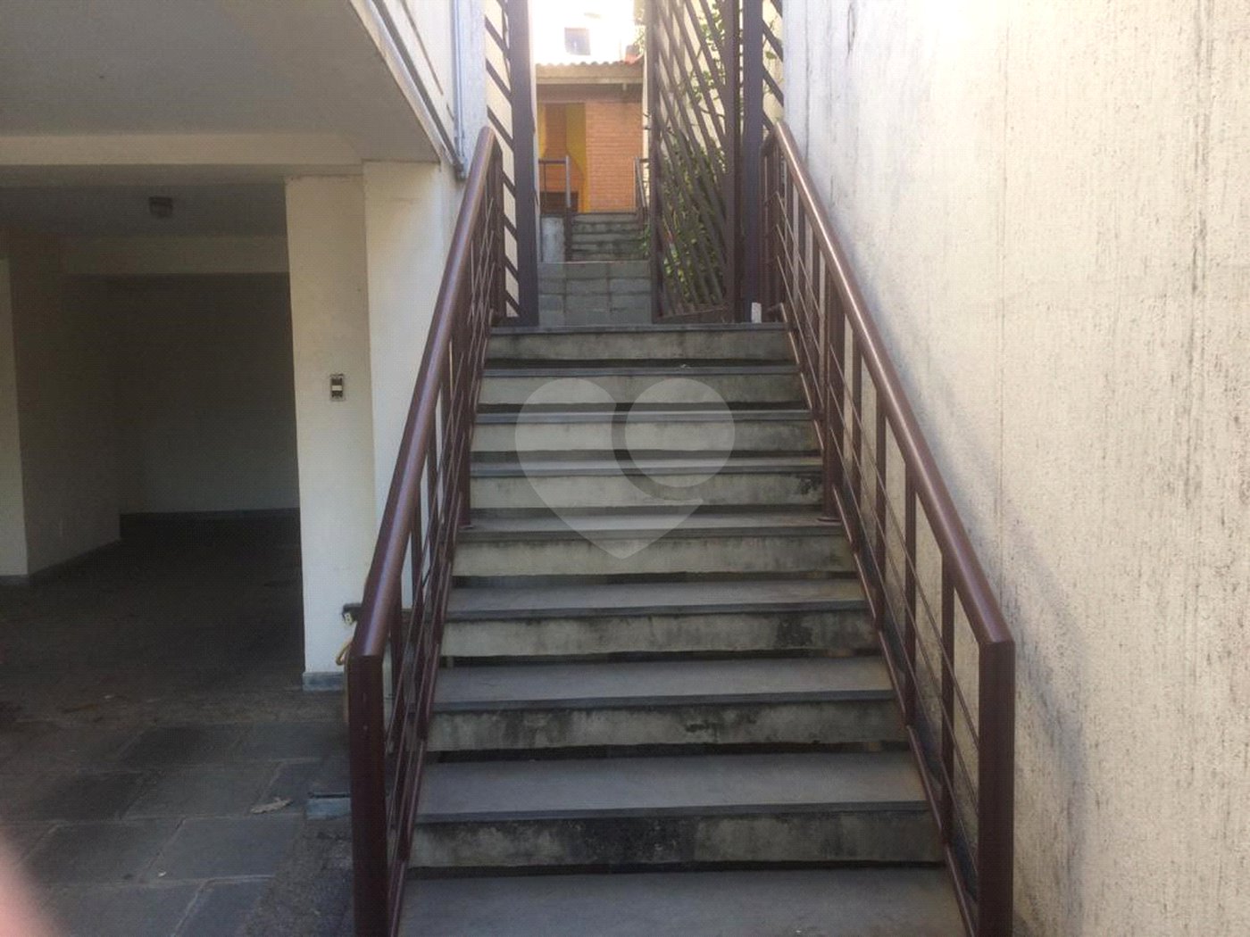 Sobrado à venda com 4 quartos, sendo 3 suítes, em Tremembé, São Paulo, SP