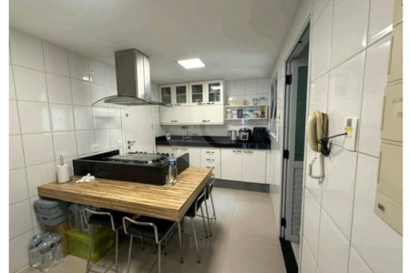 Apartamento à venda com 3 quartos, sendo 2 suítes, em Brooklin Paulista, São Paulo, SP