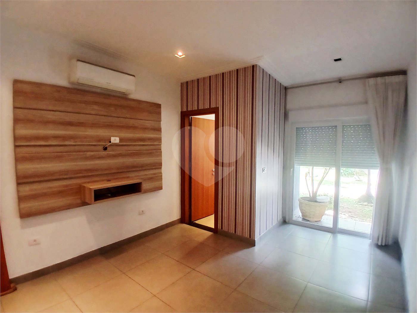 Casa Térrea à venda com 3 suítes em Anchieta, São Bernardo do Campo, SP