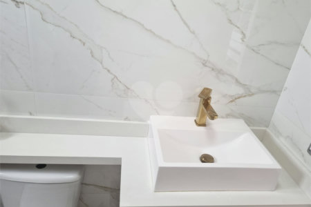 Apartamento à venda com 3 quartos, sendo 1 suíte,  em Vila Mazzei, São Paulo, SP