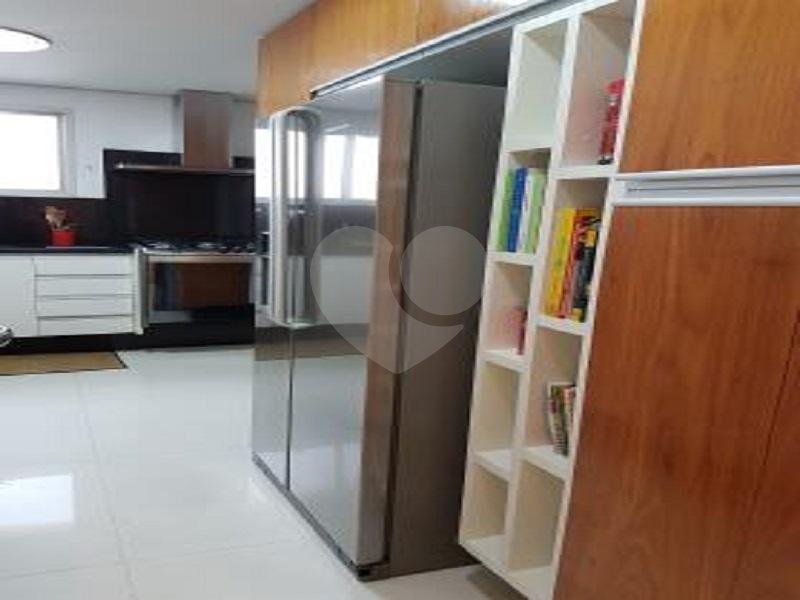 Apartamento à venda com 4 quartos, sendo 3 suítes,  em Campo Belo, São Paulo, SP