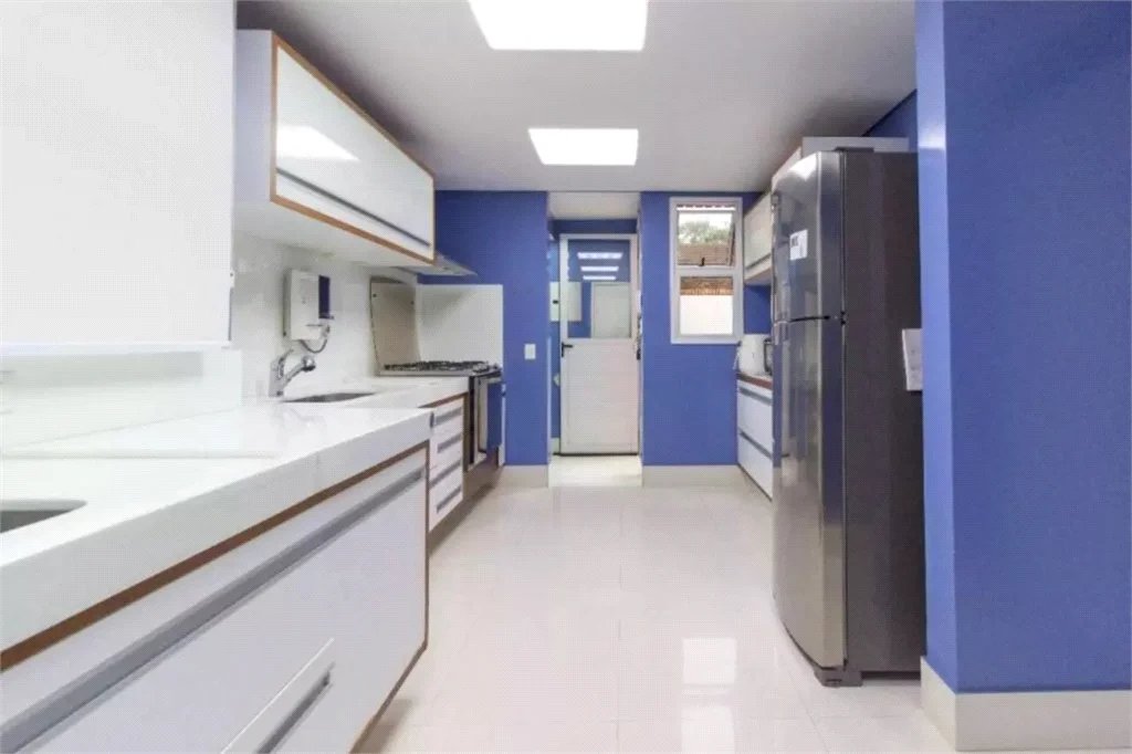 Casa à venda ou para alugar com 4 suítes no condomínio Araucárias, São Paulo - SP