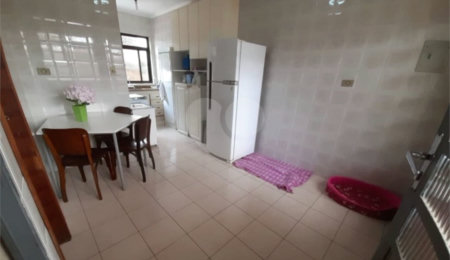 Sobrado à venda com 4 quartos, sendo 1 suíte,  em Vila Guilherme, São Paulo, SP