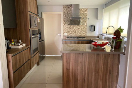 Apartamento à venda com 3 quartos, sendo 2 suítes, em Brooklin Paulista, São Paulo, SP