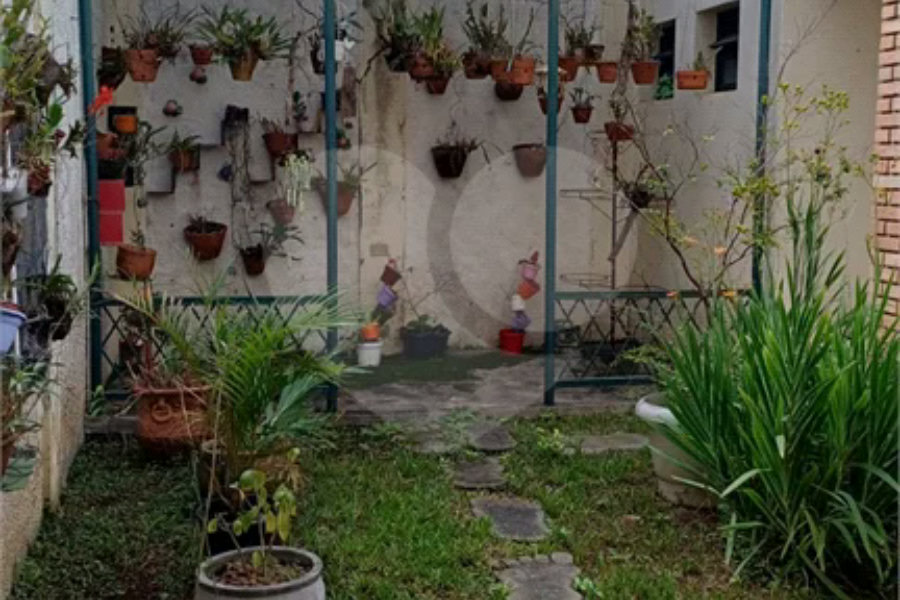 Sobrado à venda com 5 quartos, sendo 1 suíte, em Tremembé, São Paulo, SP
